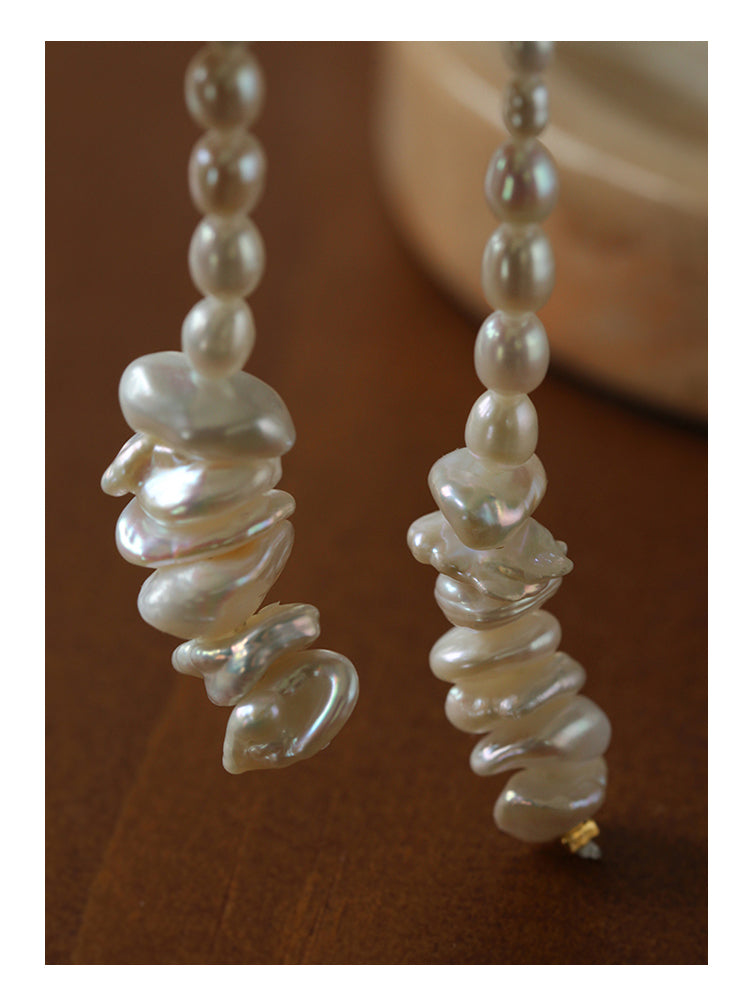 Scattered silver natural pearl earring
