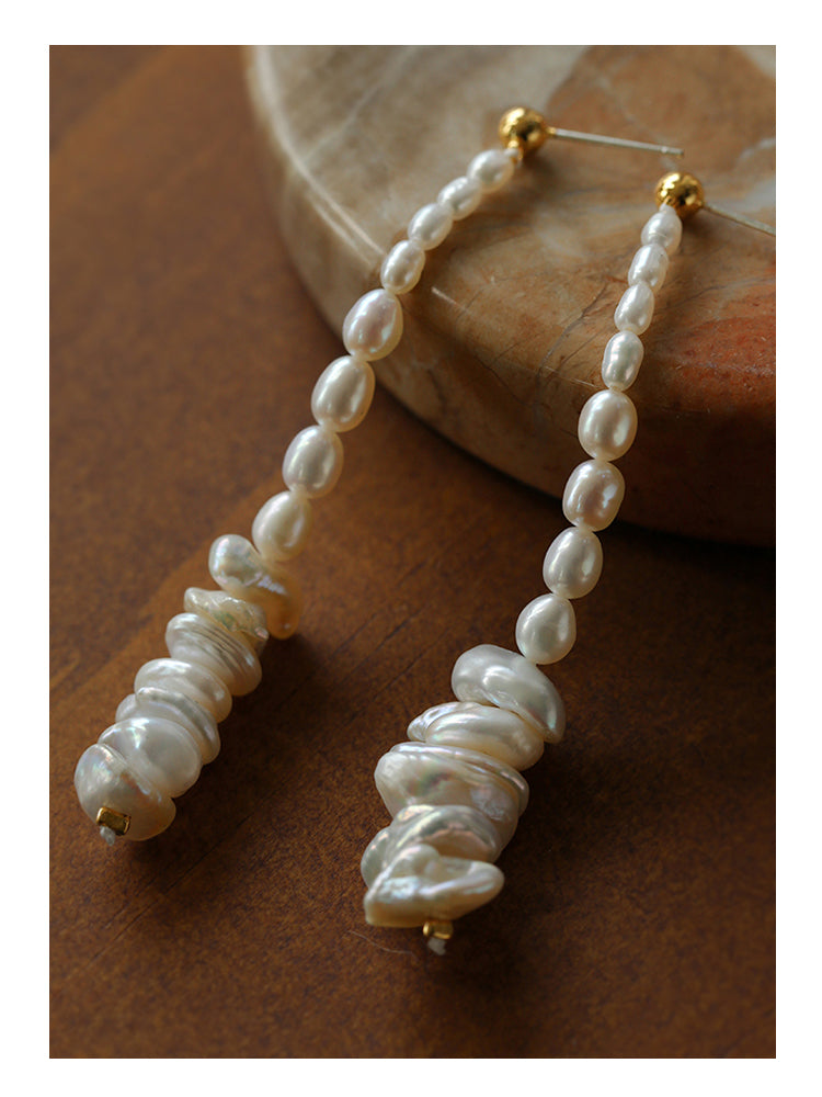 Scattered silver natural pearl earring