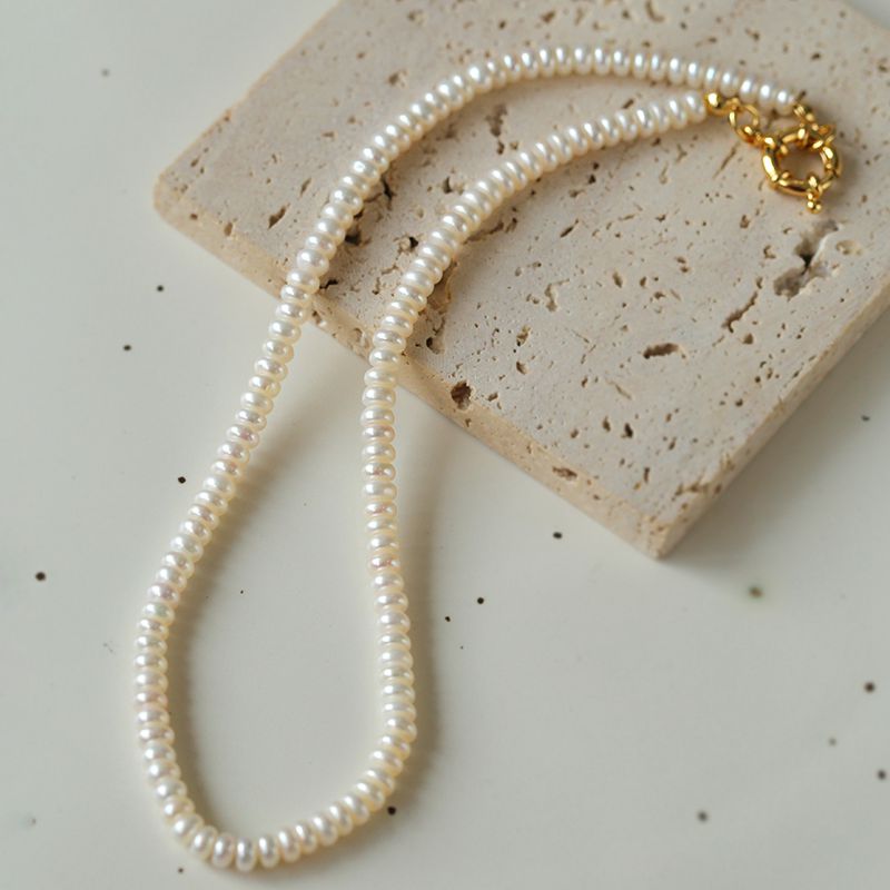 Minimalist and Elegant Natural Pearl Necklace, Versatile Irregular Bead Collarbone Chain